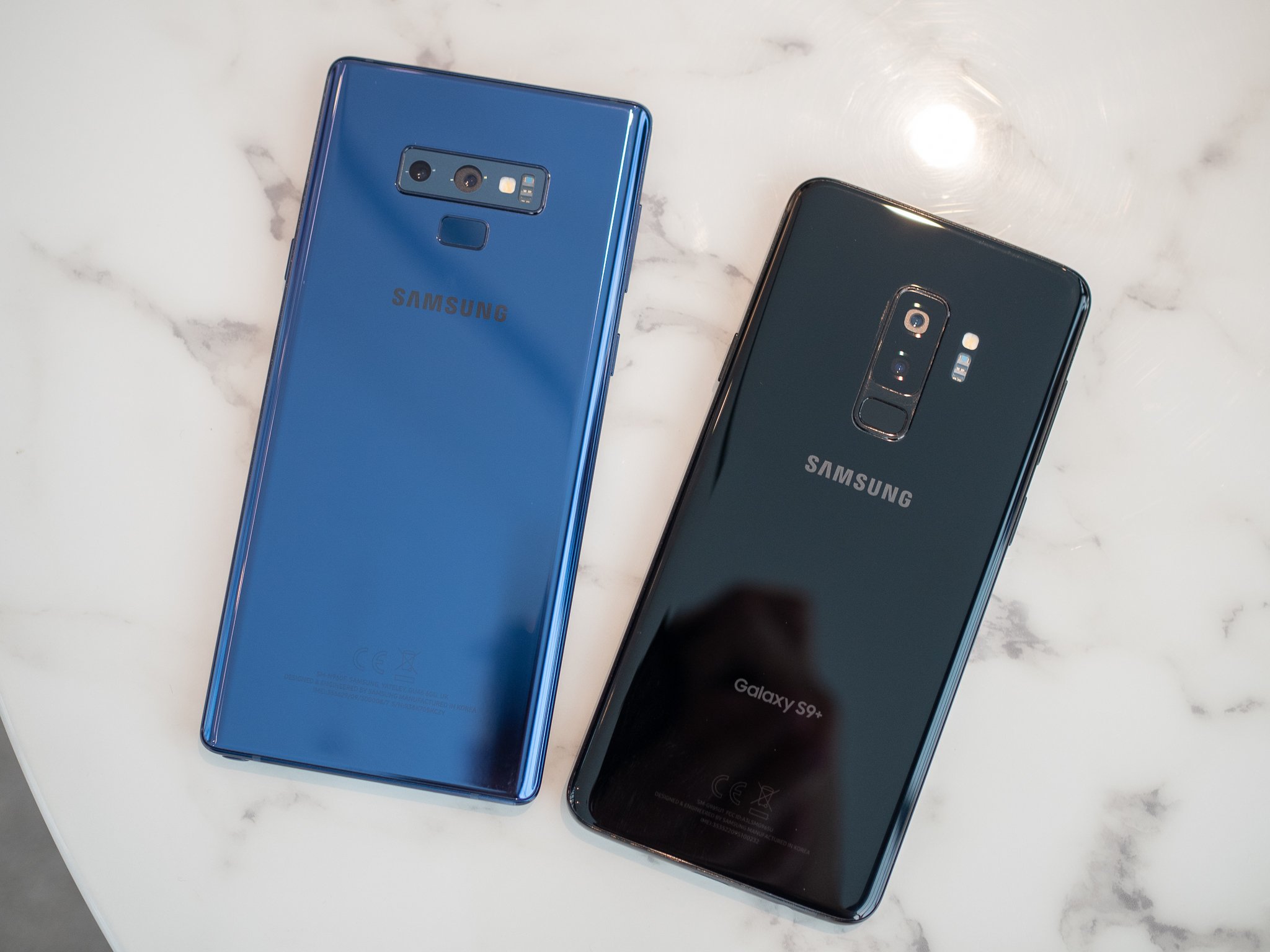 Verge Samsung S9 Review Wall In Blue Wallpapers