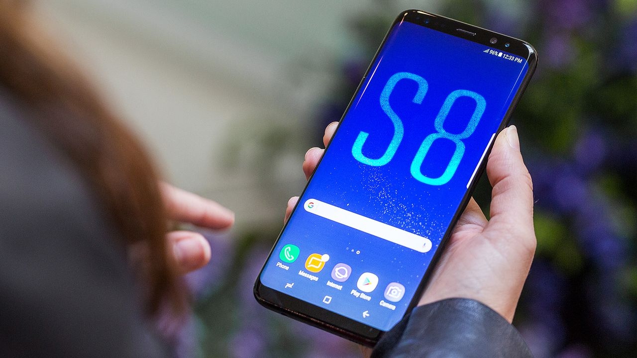 Verge Samsung S9 Review Wall In Blue Wallpapers