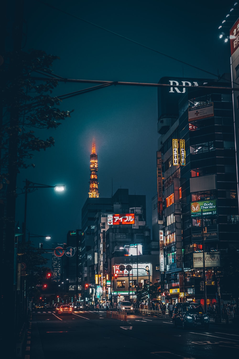 Aesthetic Japan Nightlife Wallpapers