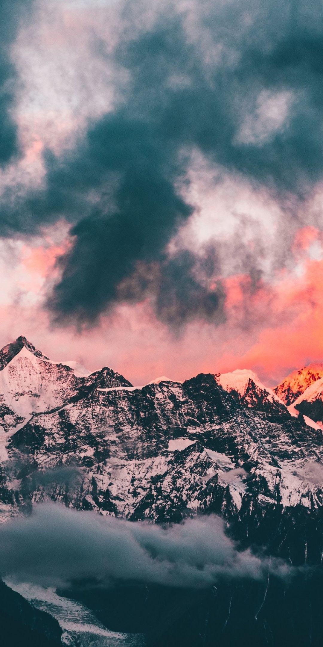 Aesthetic Mountains Wallpapers