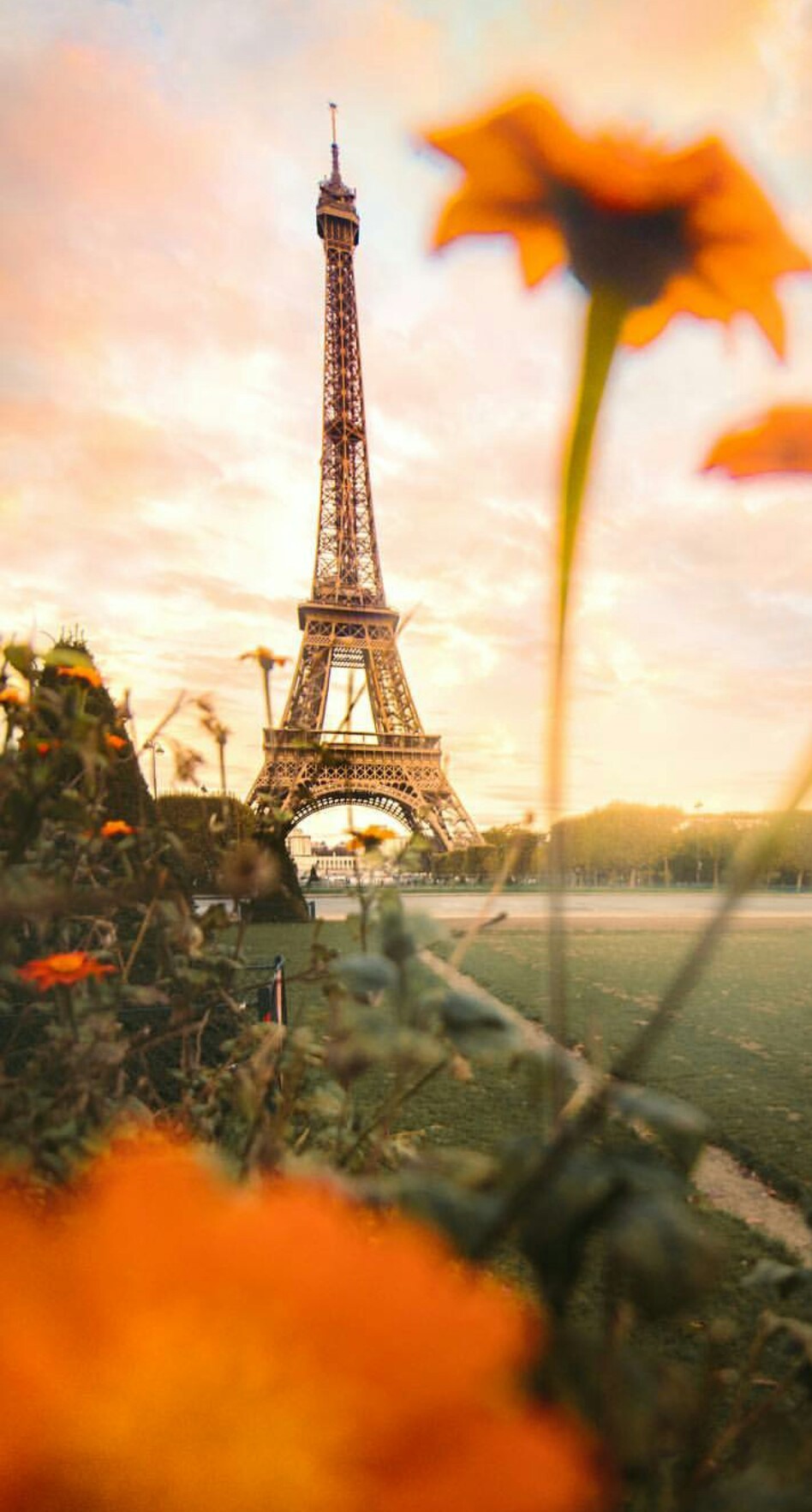 Aesthetic Paris Wallpapers