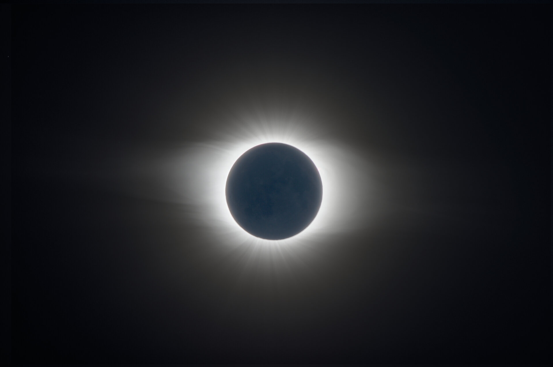 Solar Eclipse Monochrome Wallpapers