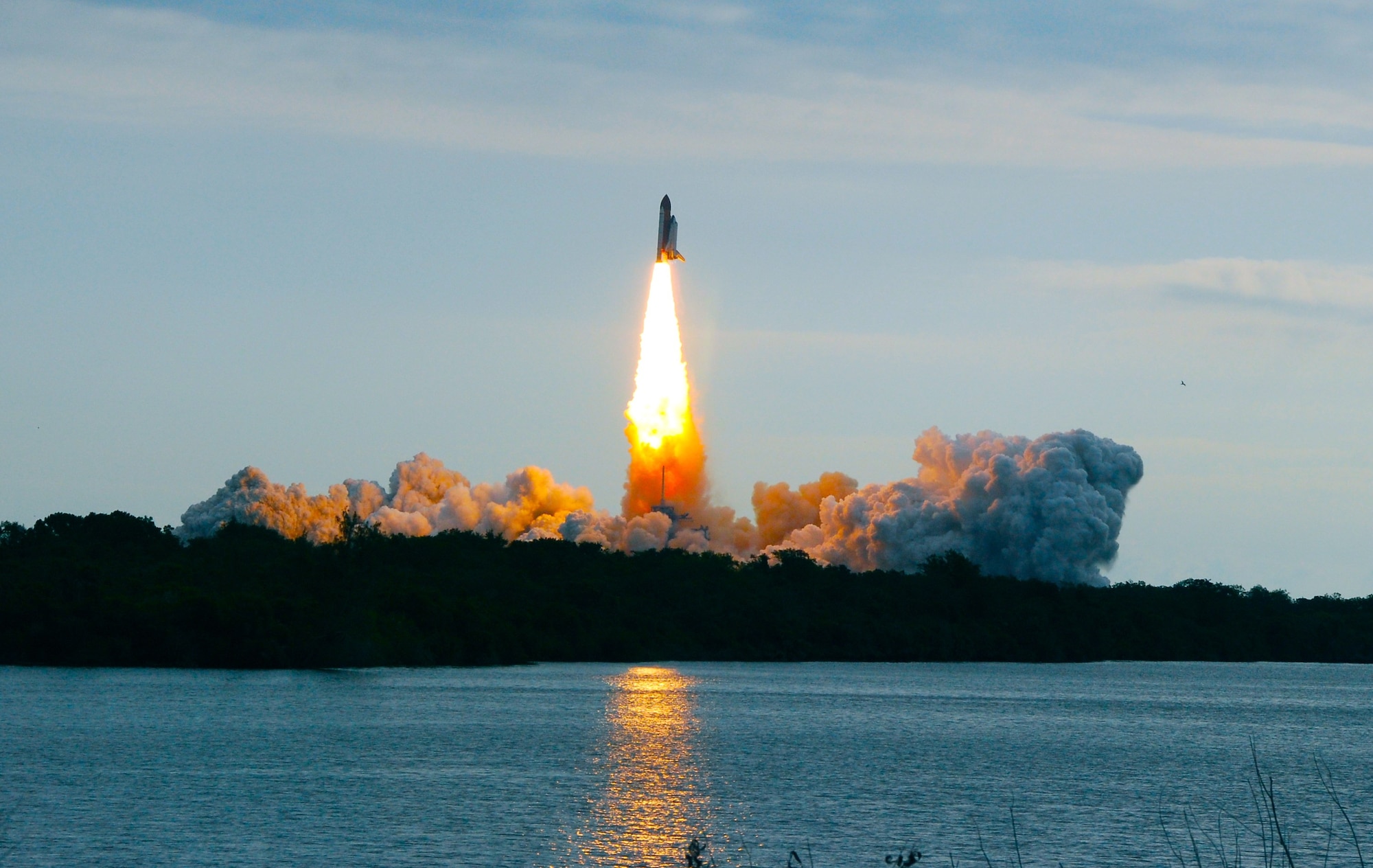 Space Shuttle Endeavour Cape Canaveral Launch Us Wallpapers