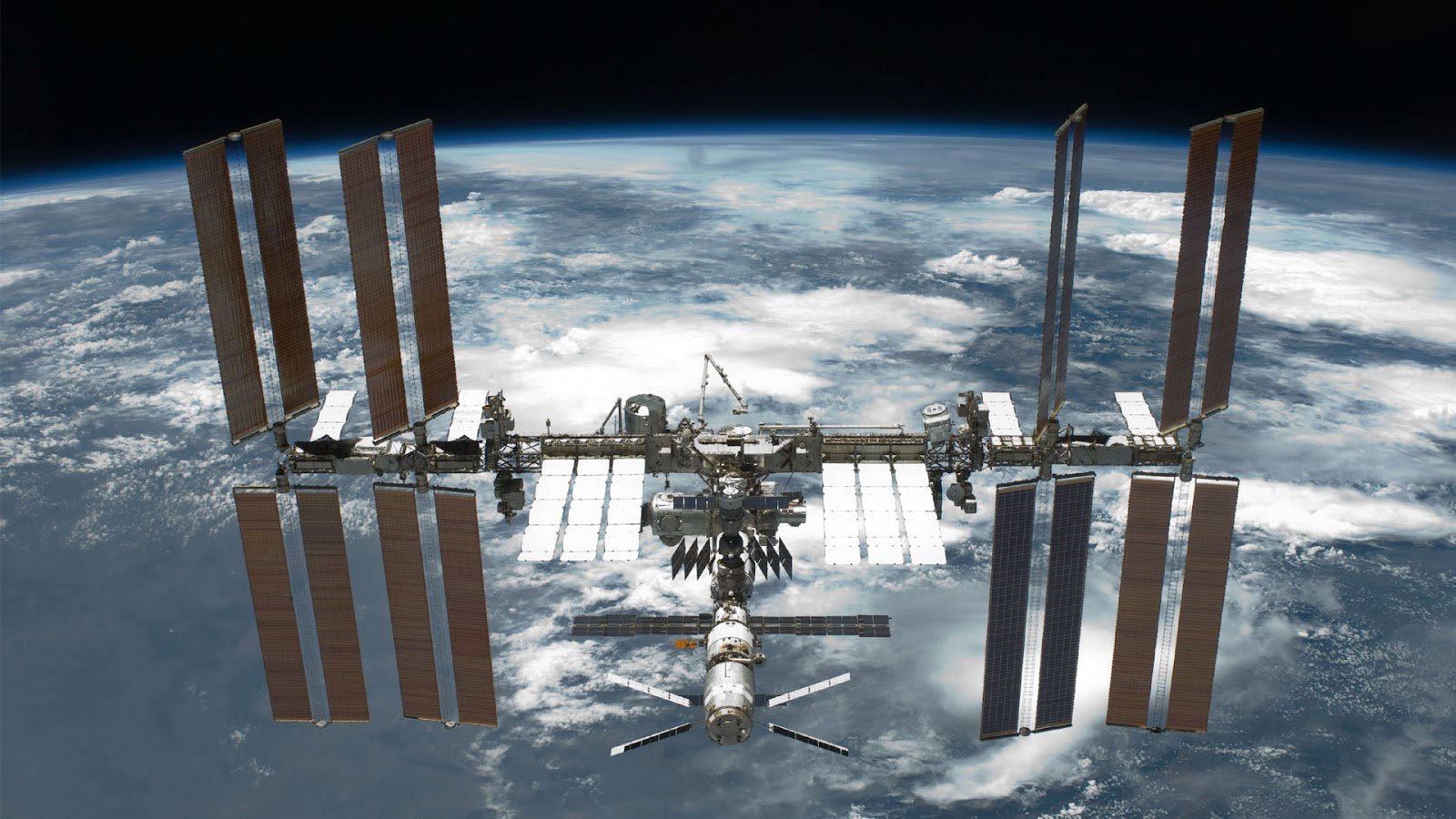 Space Station Wallpapers