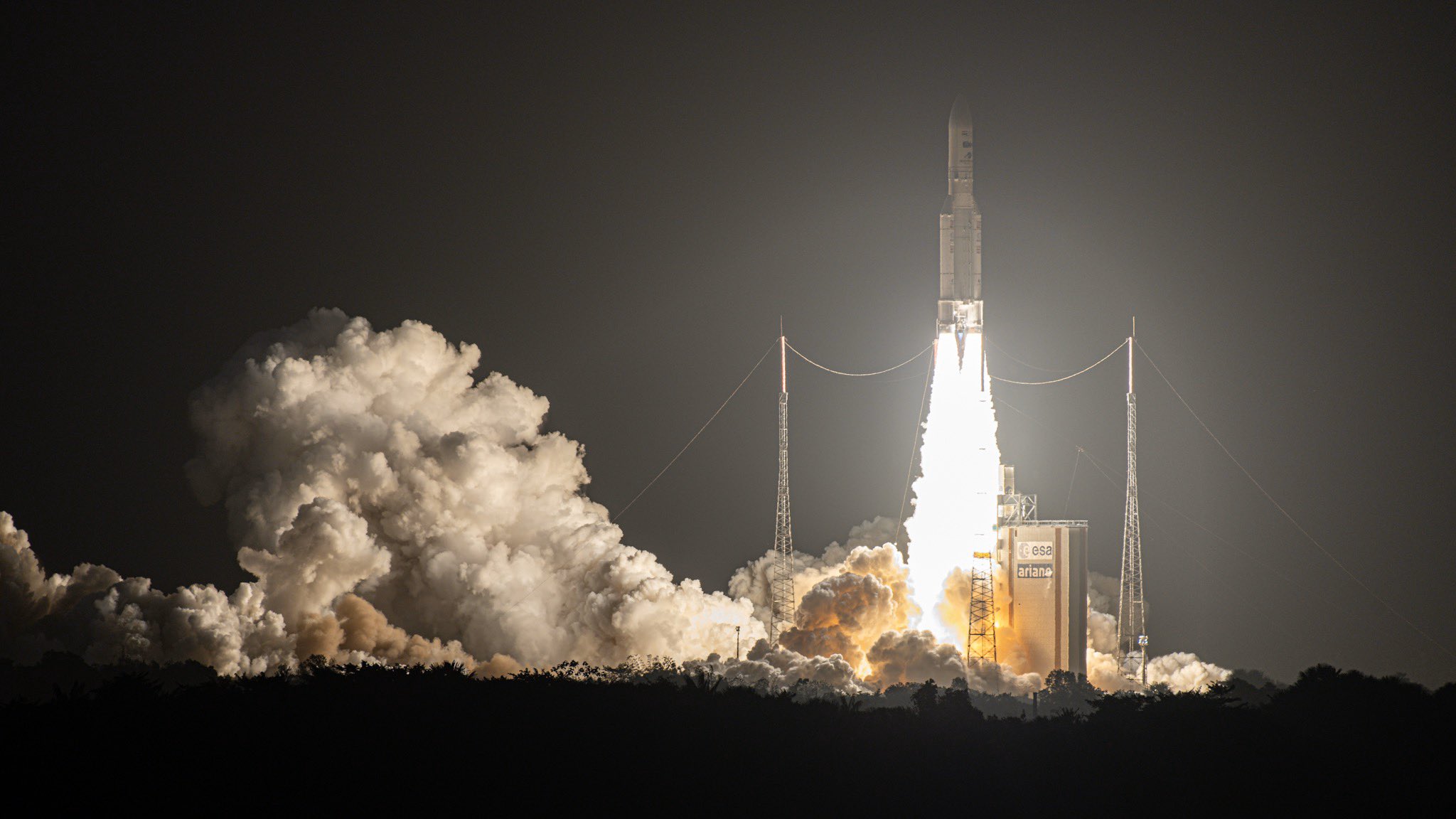 Ariane 5 Wallpapers