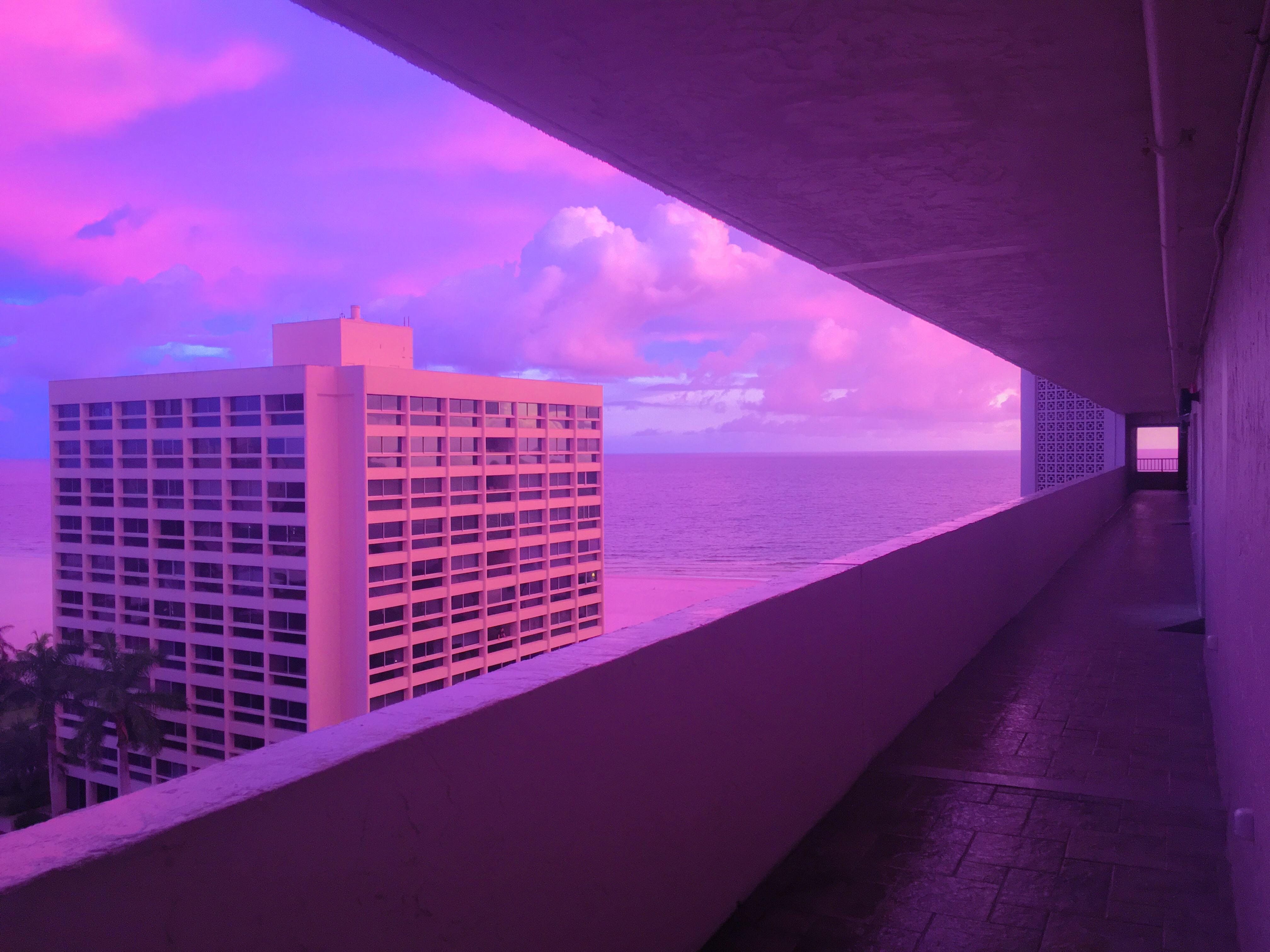 Artistic Vaporwave Purple Wallpapers