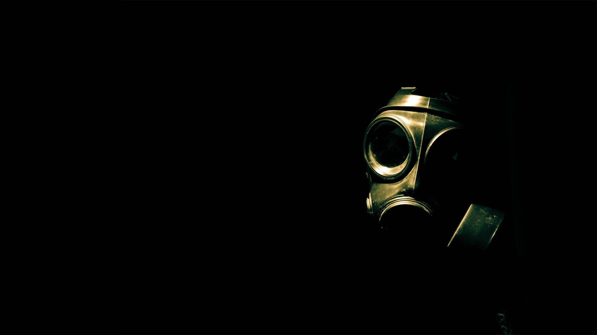 Assassin With Gas Mask 4K Dark Wallpapers