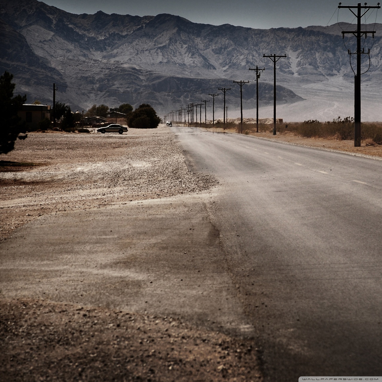 City In Desert Wallpapers