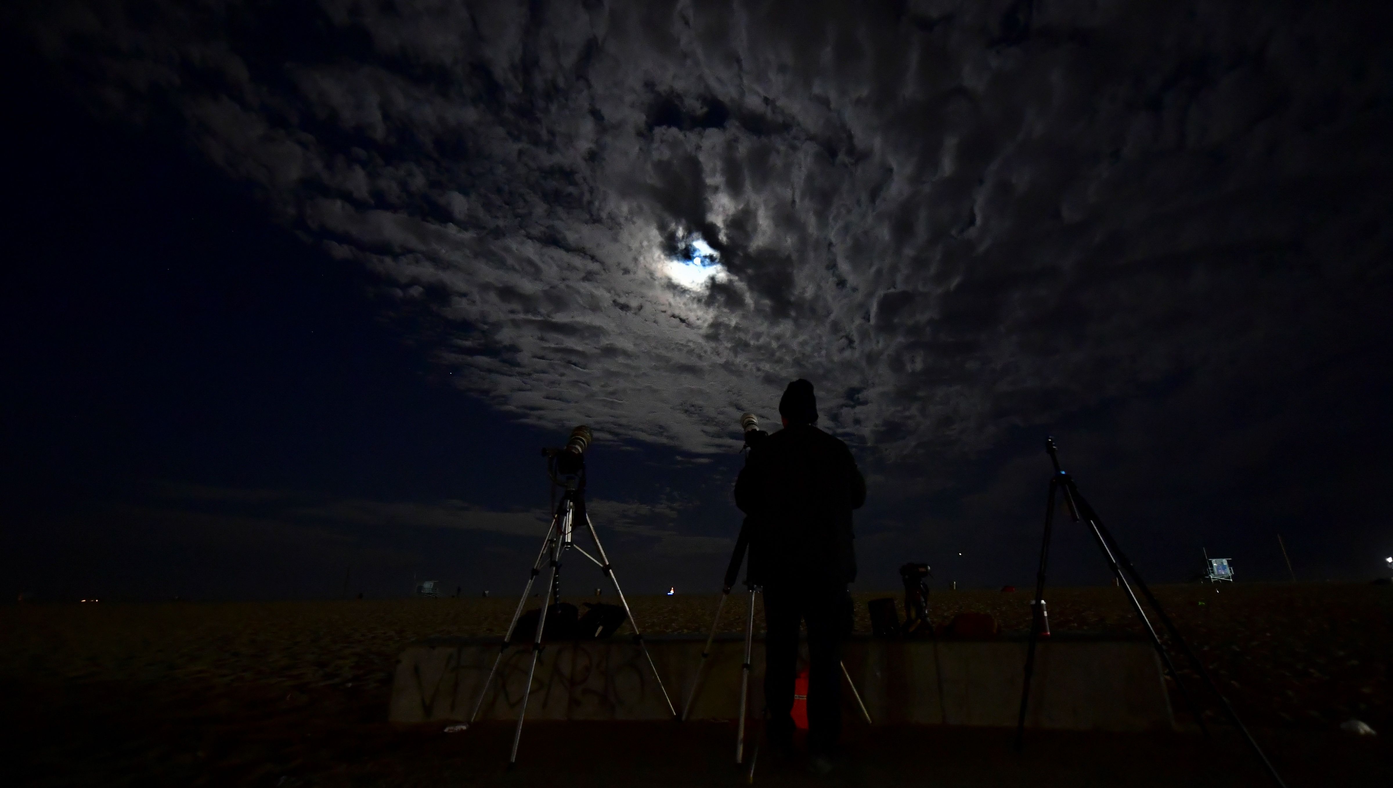 Cloud Eclipse Evening Moon Wallpapers