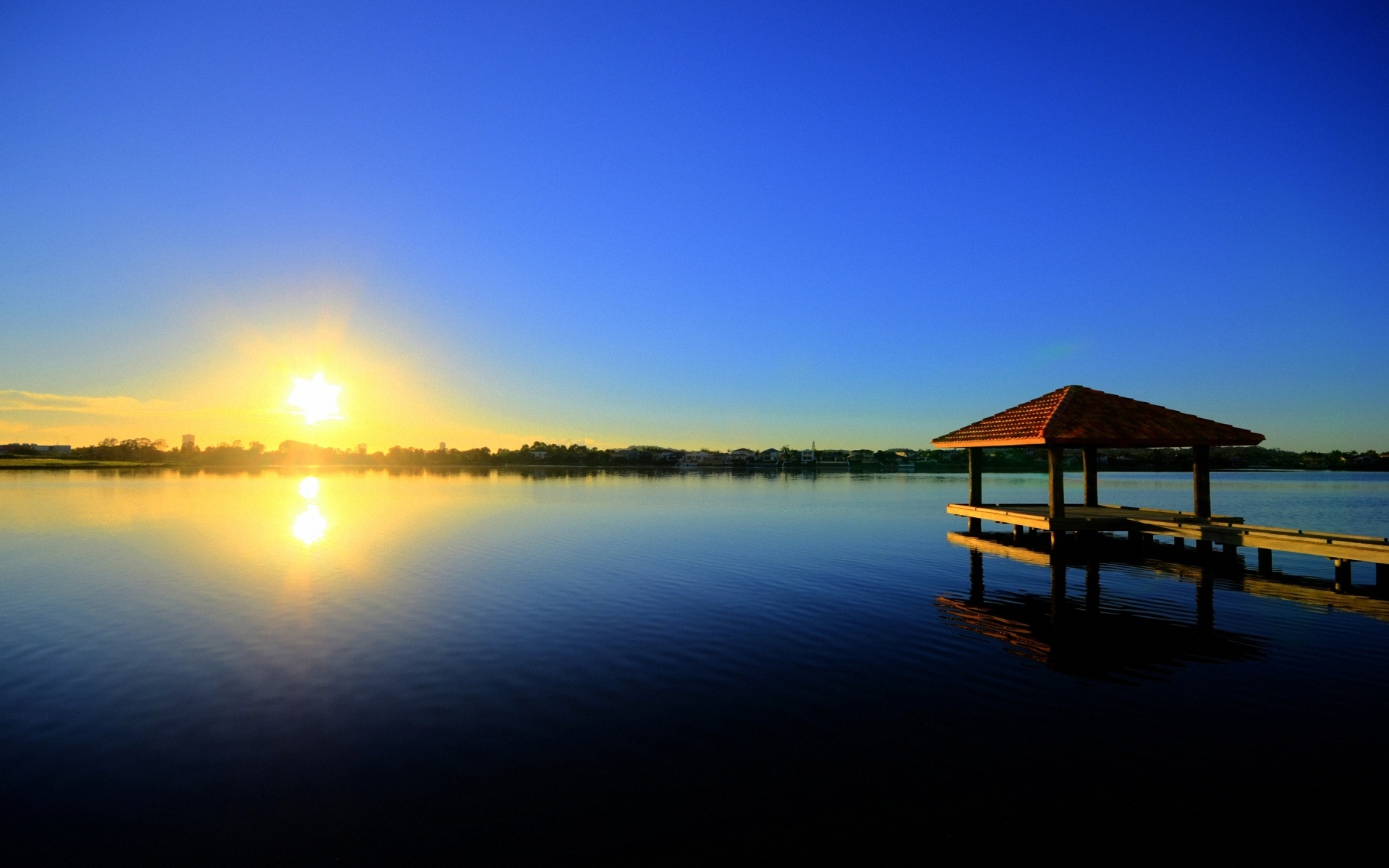 Couple In Sunrise Wallpapers