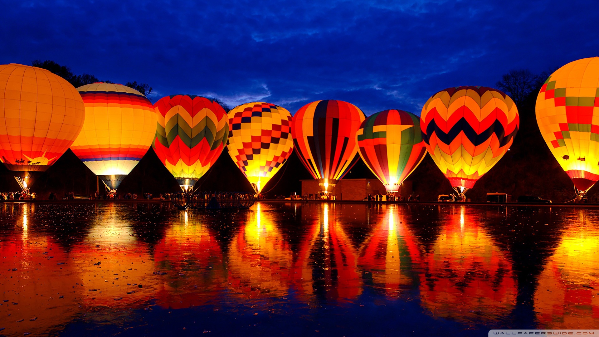 Dark Night In Air Balloon Wallpapers