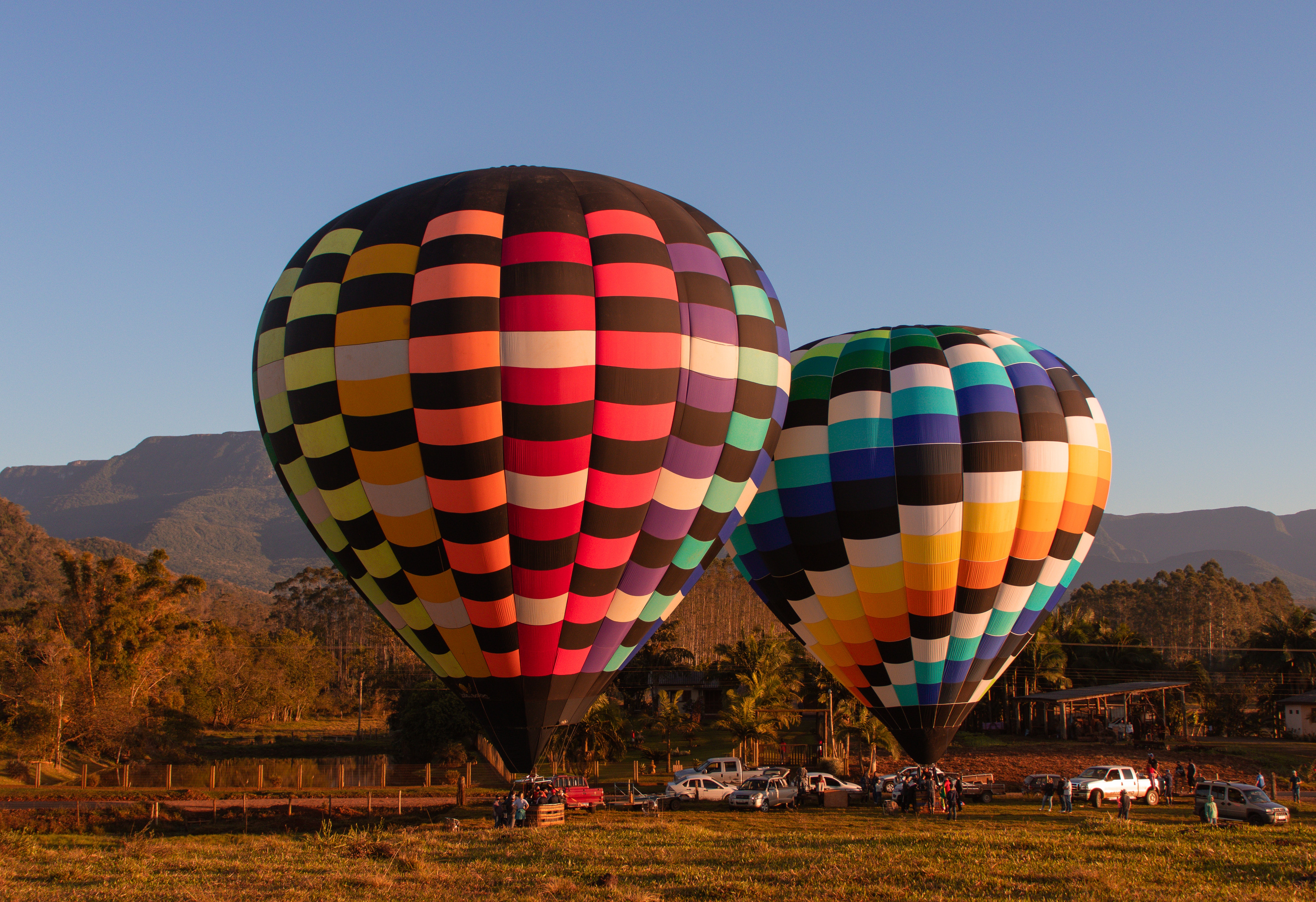 Dark Night In Air Balloon Wallpapers