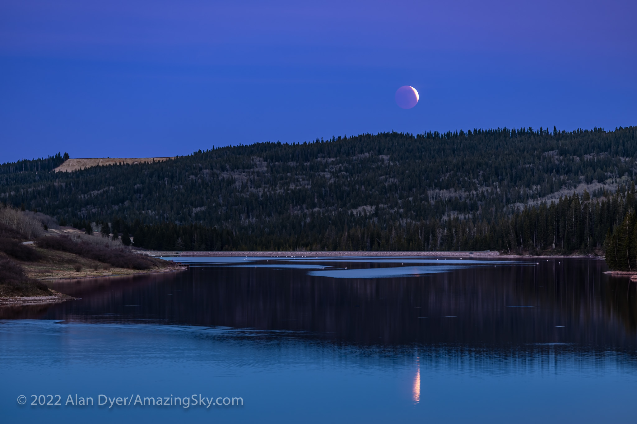 Distorted Moon Reflection Wallpapers