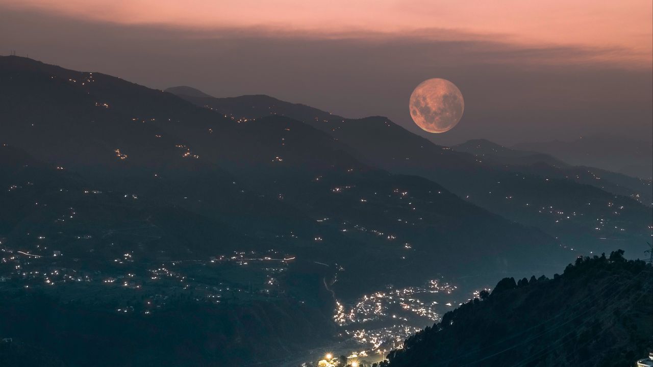 Foggy Night Moon Wallpapers