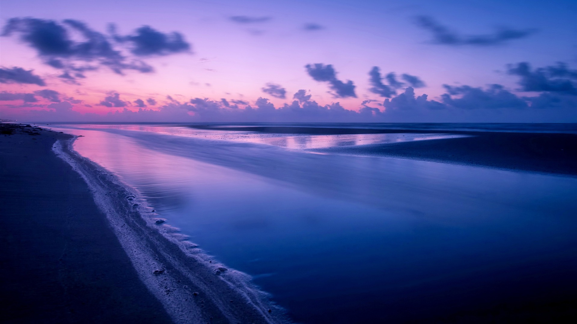 Purple Sunset Reflected In The Ocean Wallpapers