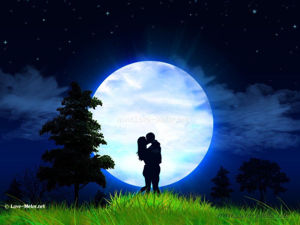 Silhouettes Couple Near Moon Wallpapers