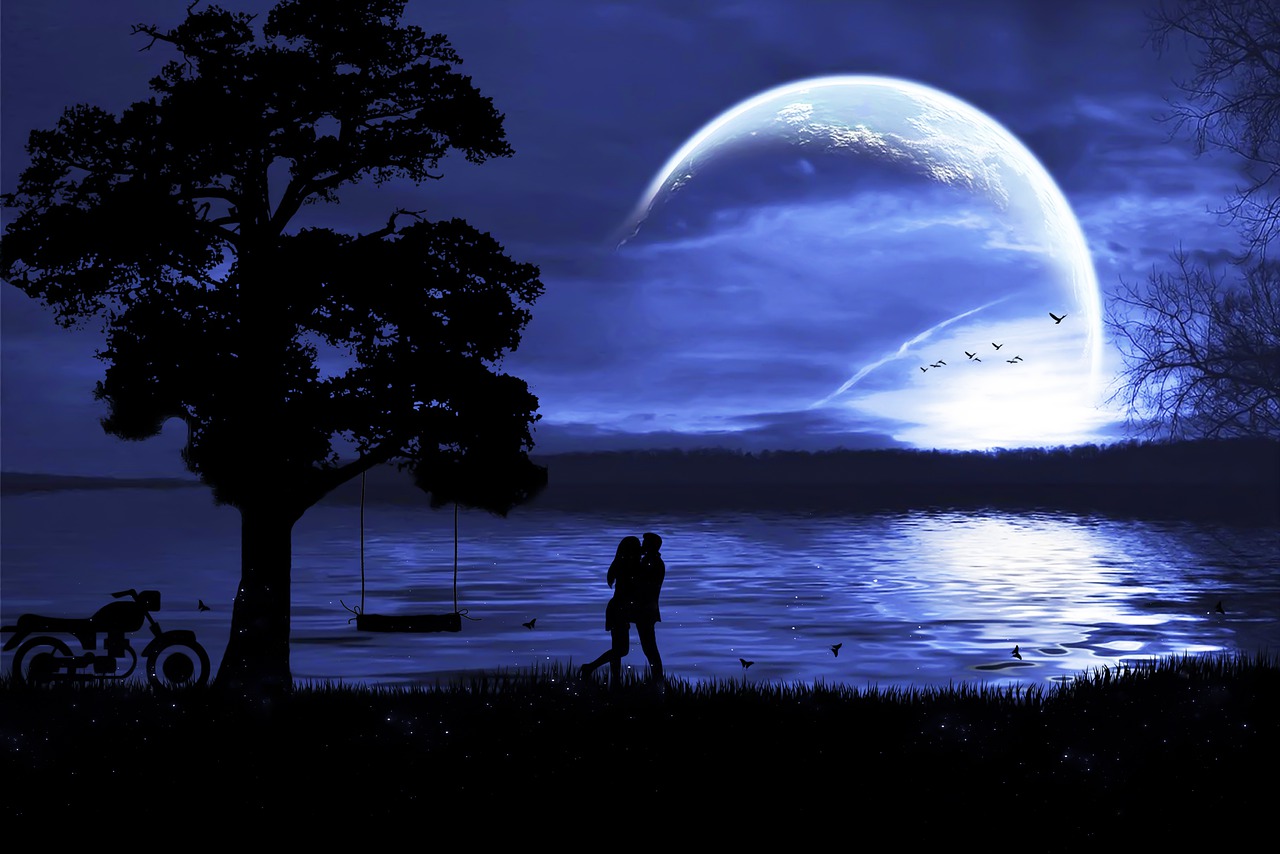 Silhouettes Couple Near Moon Wallpapers