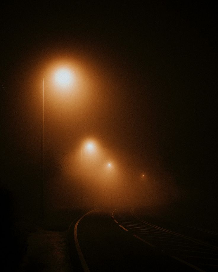 Street Lights In Fog Wallpapers