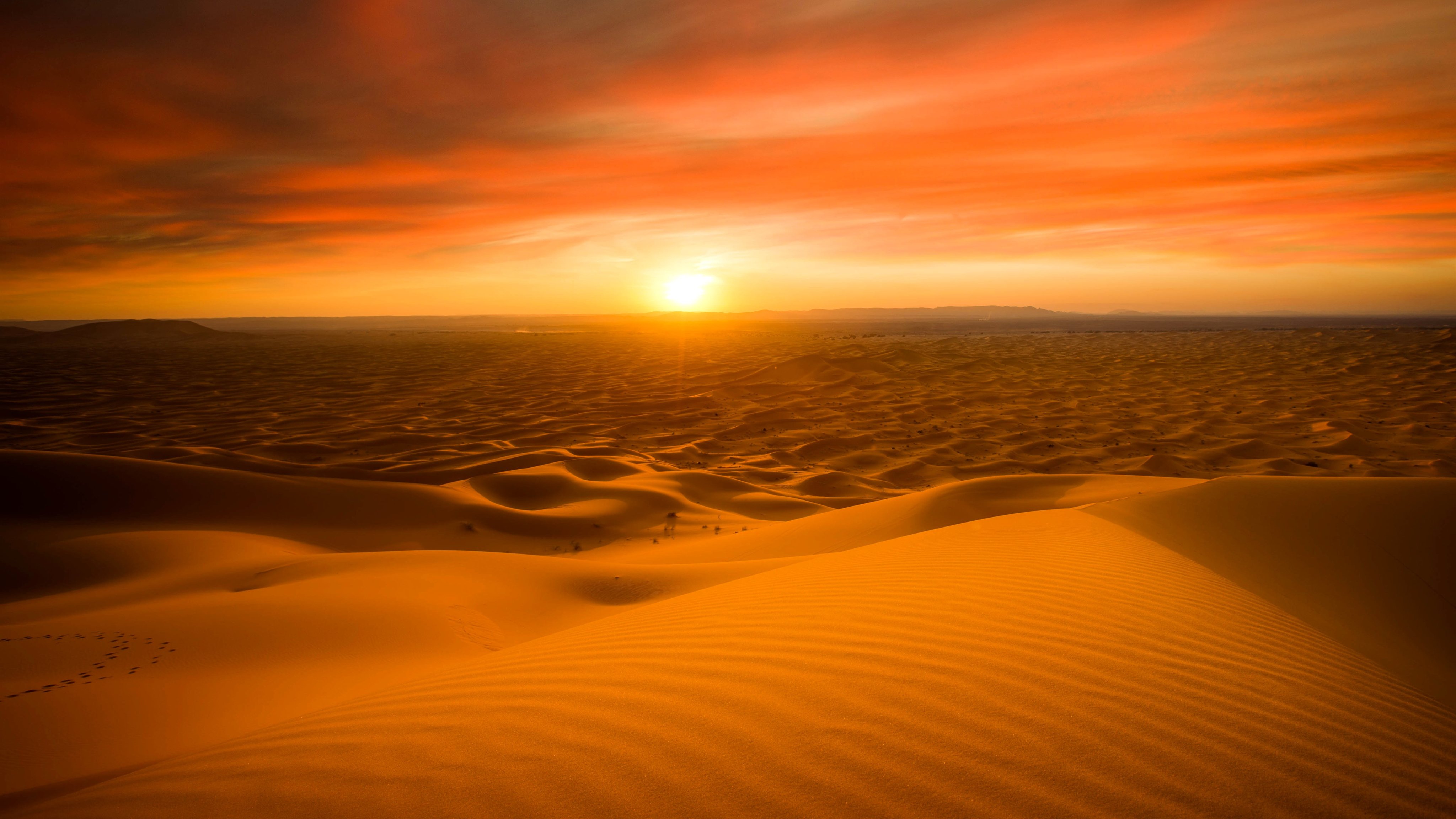 Desert Sun Day Minimalism Wallpapers