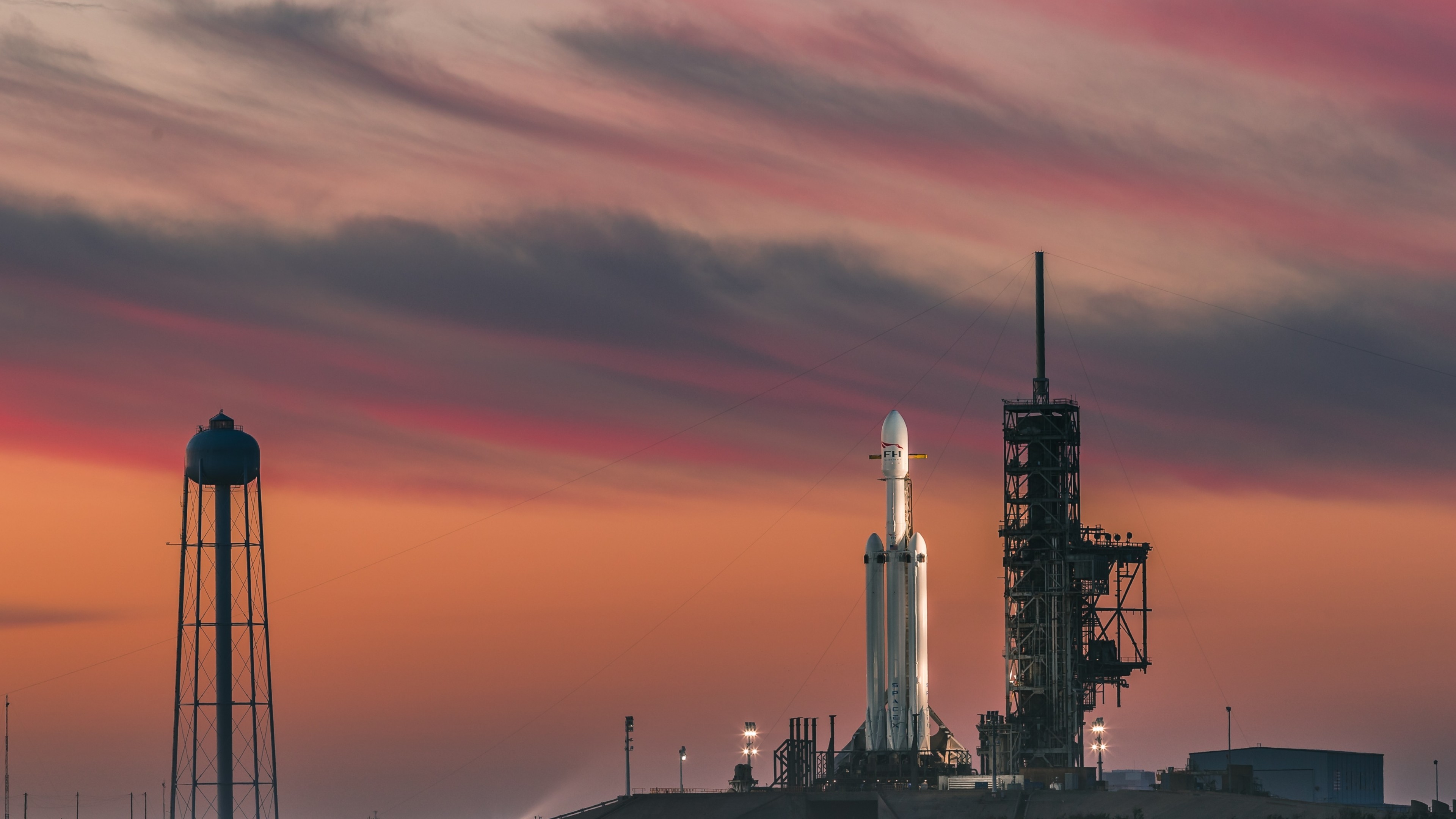 Falcon Heavy Wallpapers