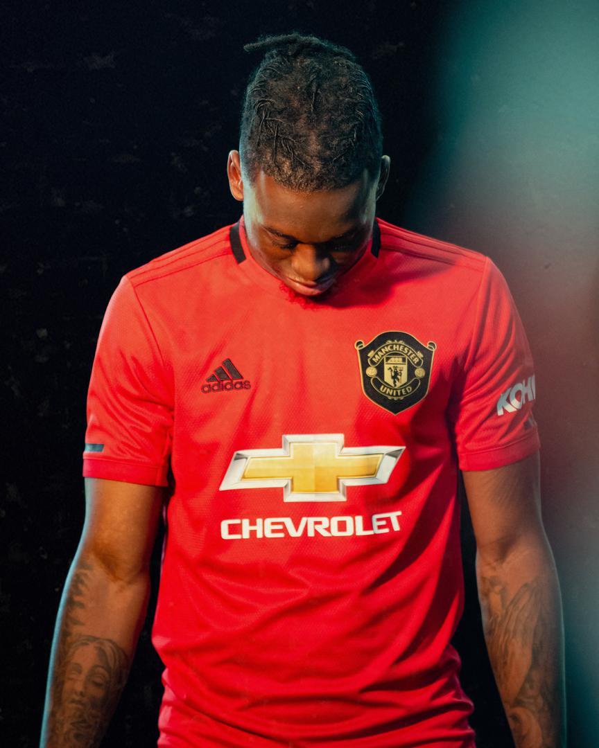 Aaron Wan-Bissaka Wallpapers