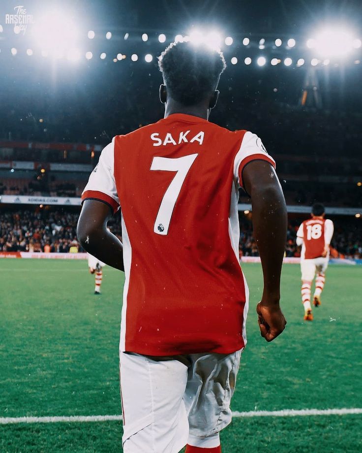 Bukayo Saka Wallpapers