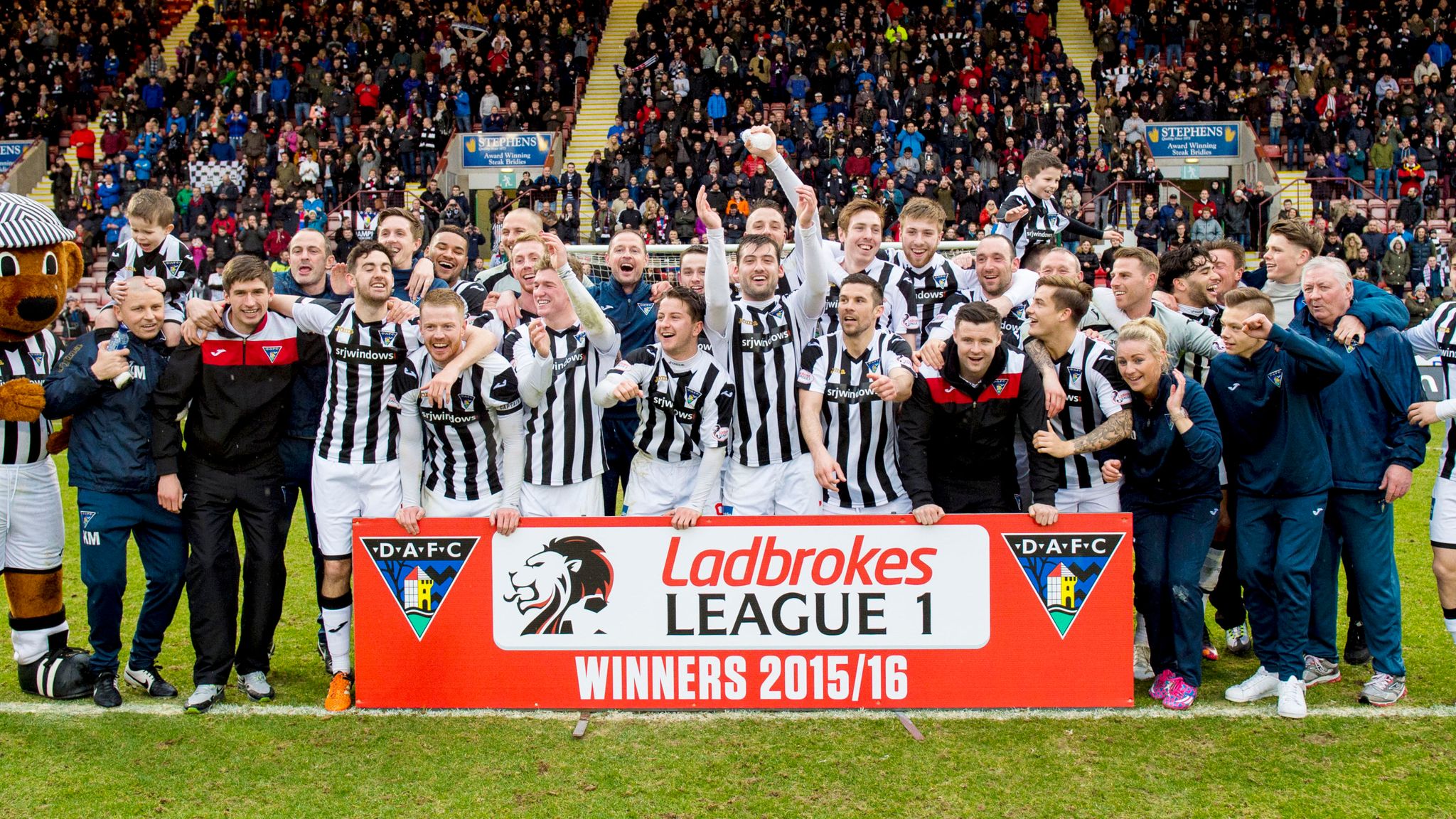 Dunfermline Athletic F.C. Wallpapers