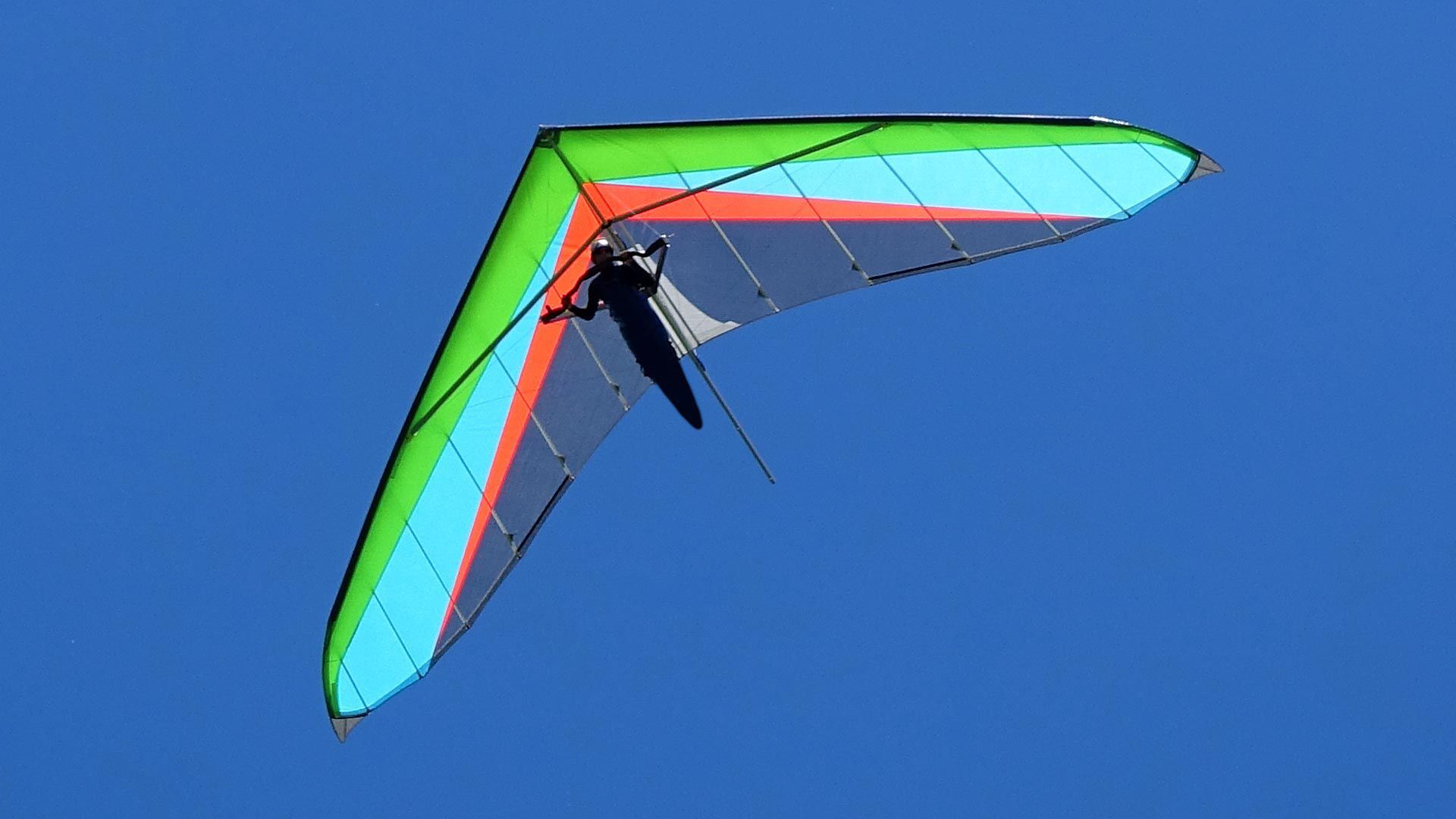 Hang Gliding Wallpapers