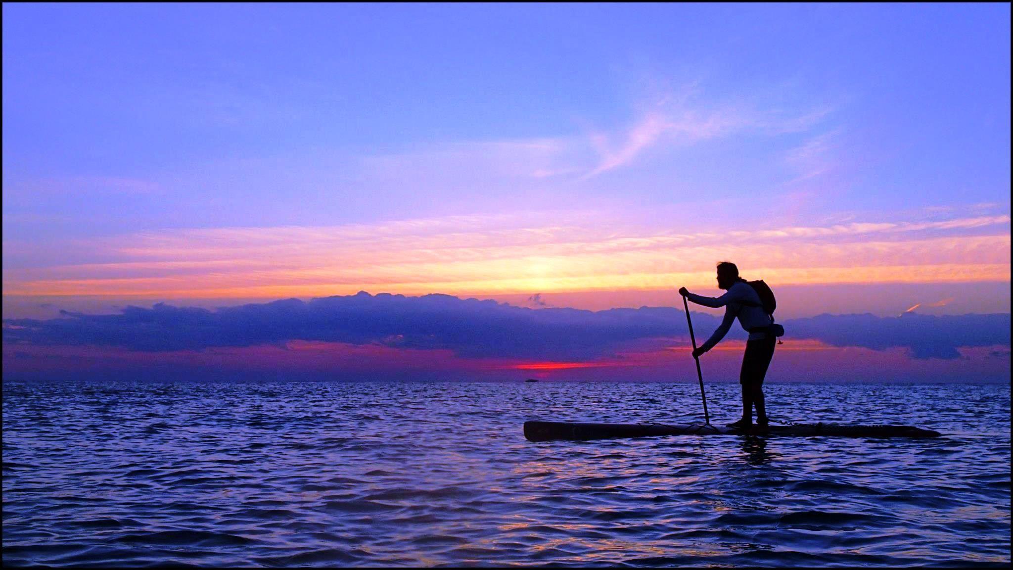 Р¤РѕС‚Рѕ Stand up Paddleboarding at Night HD