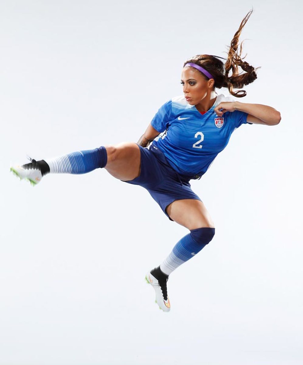 Sydney Leroux Wallpapers