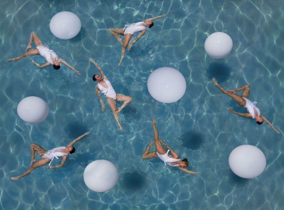 Synchronized Swimming Wallpapers