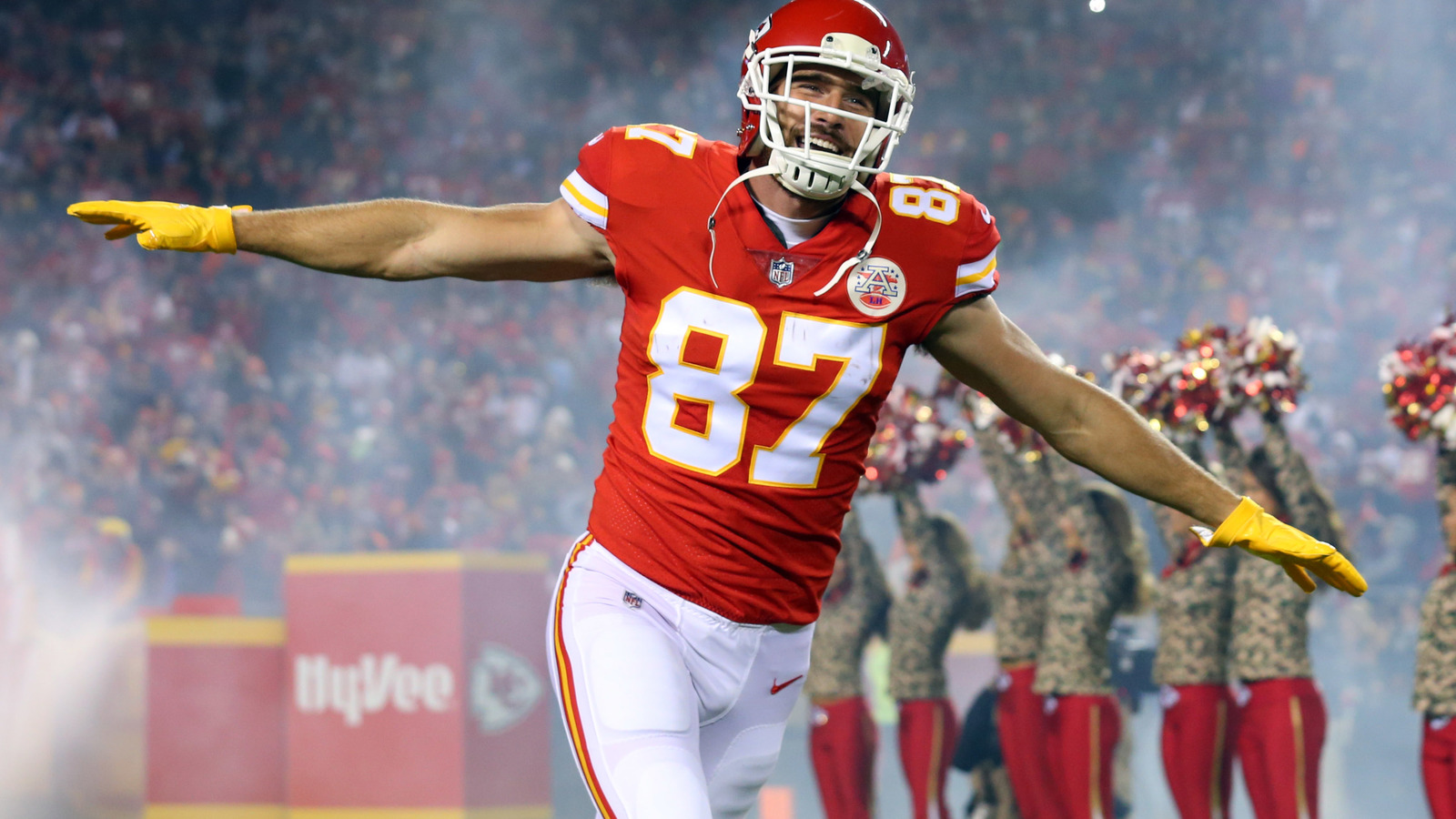 Travis Kelce Wallpapers