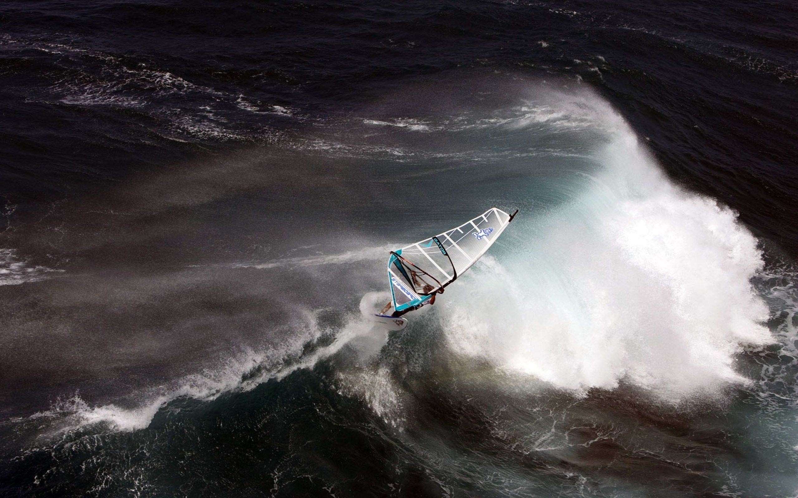 Windsurfing Wallpapers