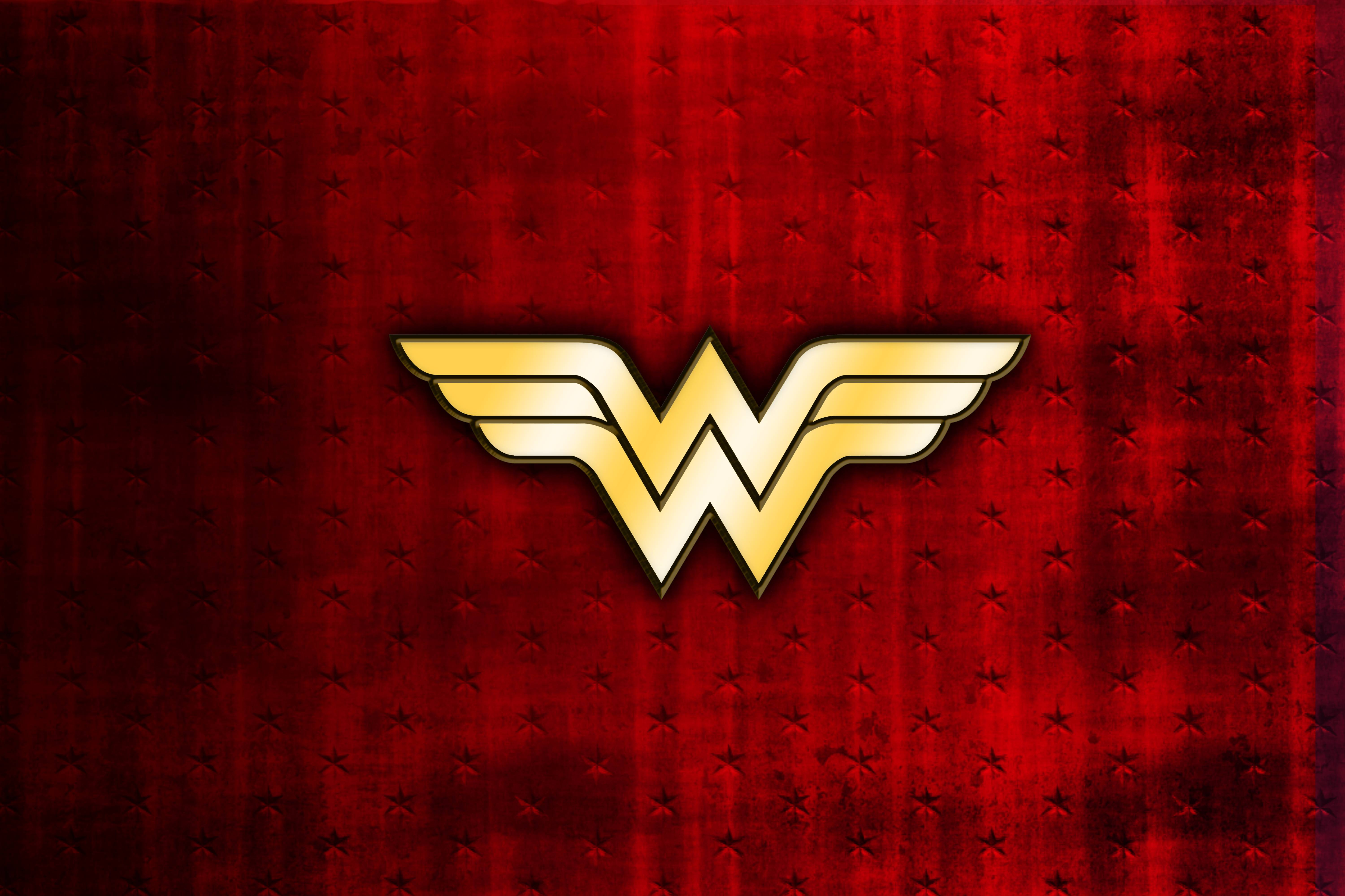 Wonder Woman Minimal Wallpapers