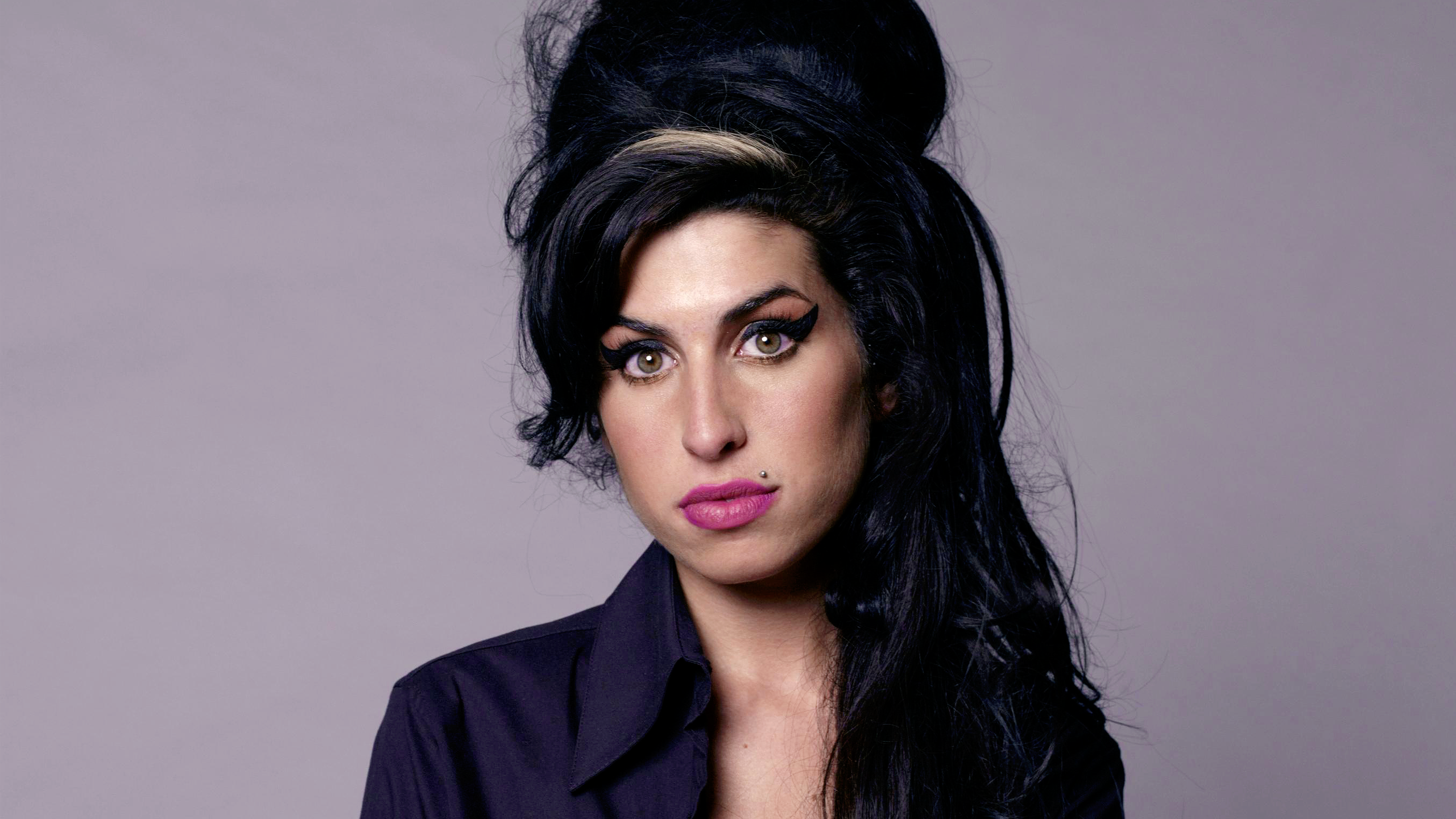 Amy Winehouse Wallpapers