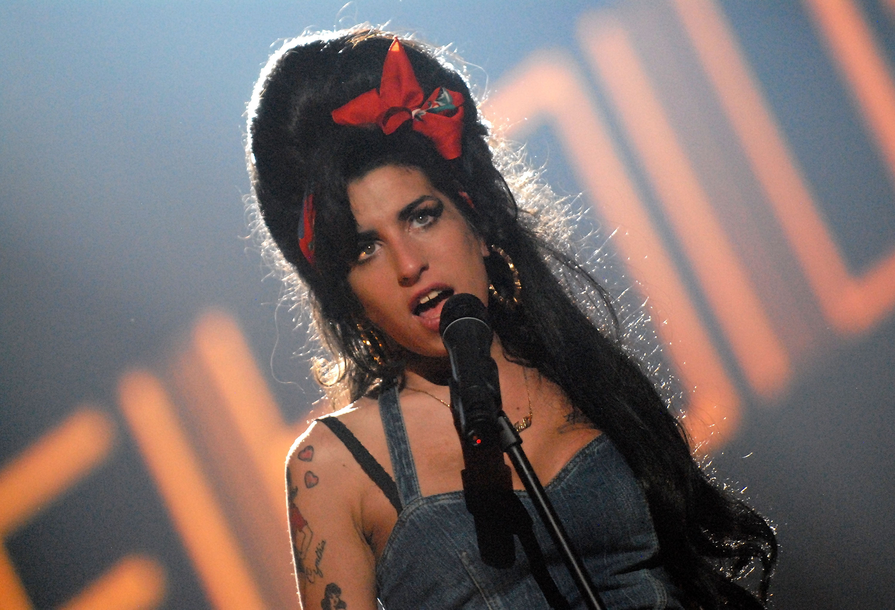 Amy Winehouse Wallpapers