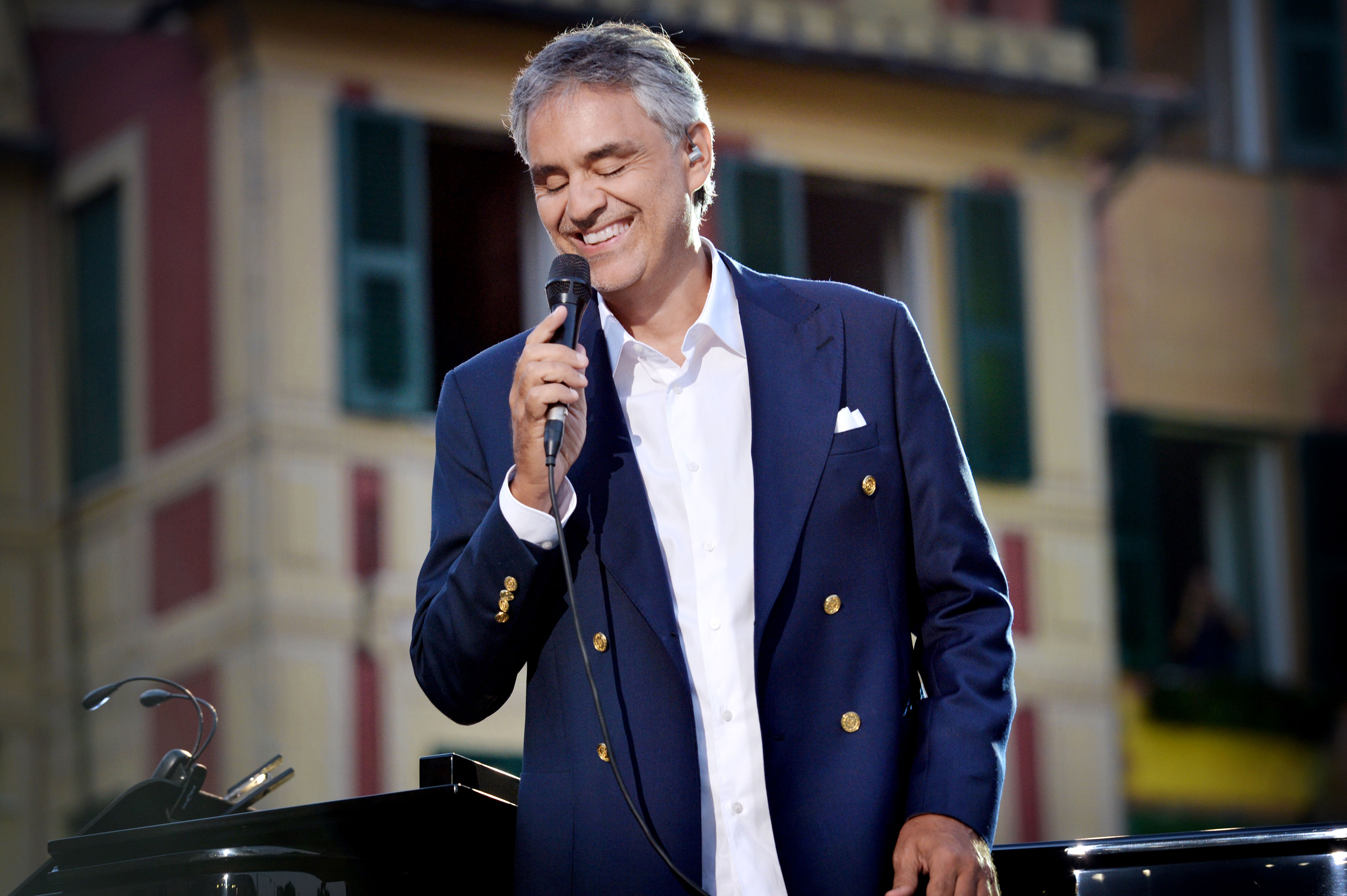 Andrea Bocelli Wallpapers