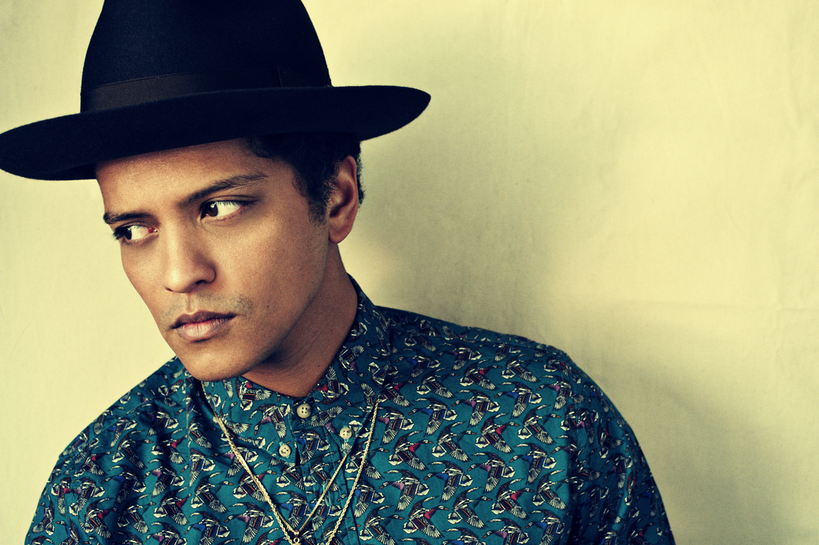 Bruno Mars Wallpapers