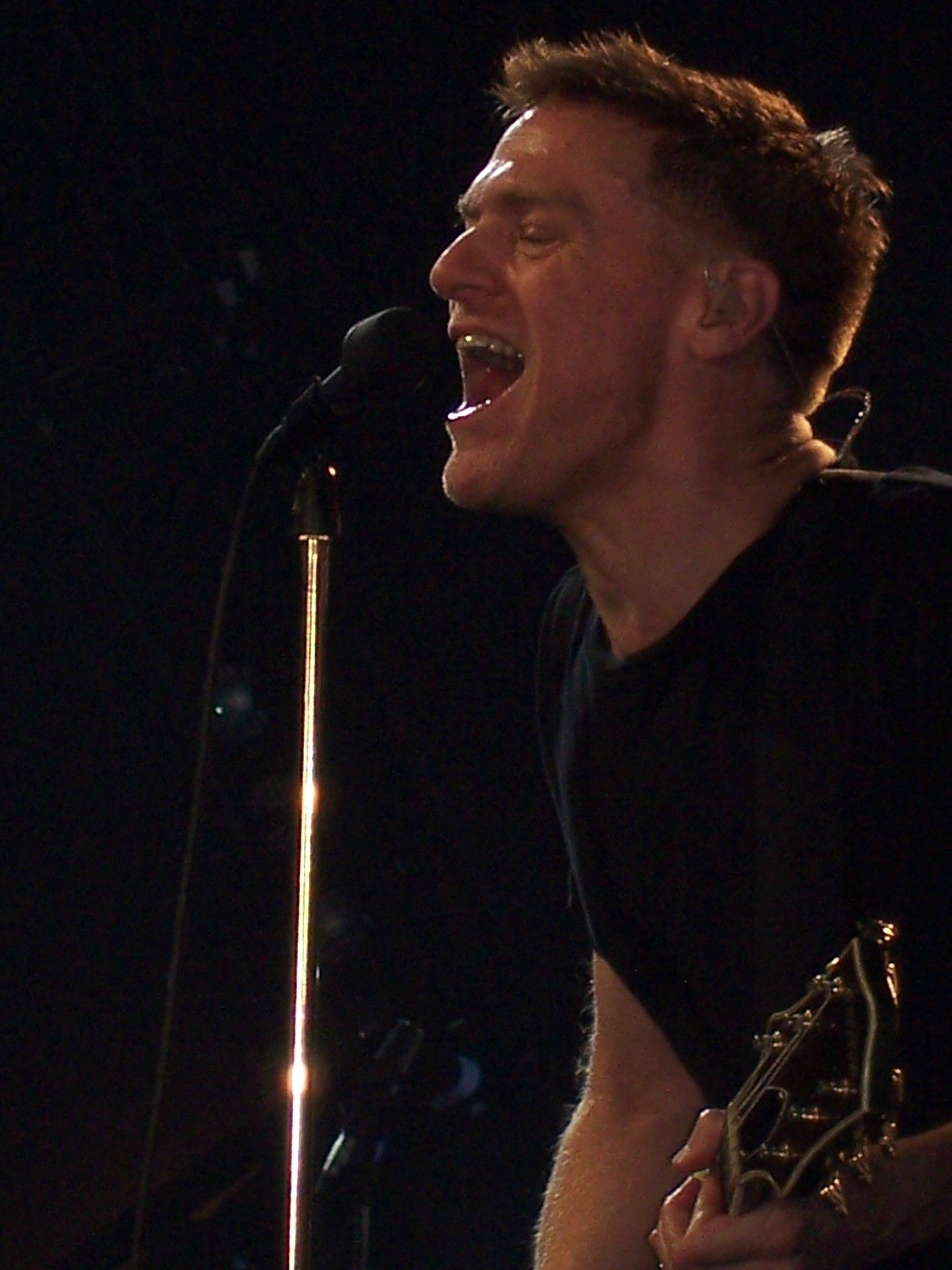 Bryan Adams Wallpapers