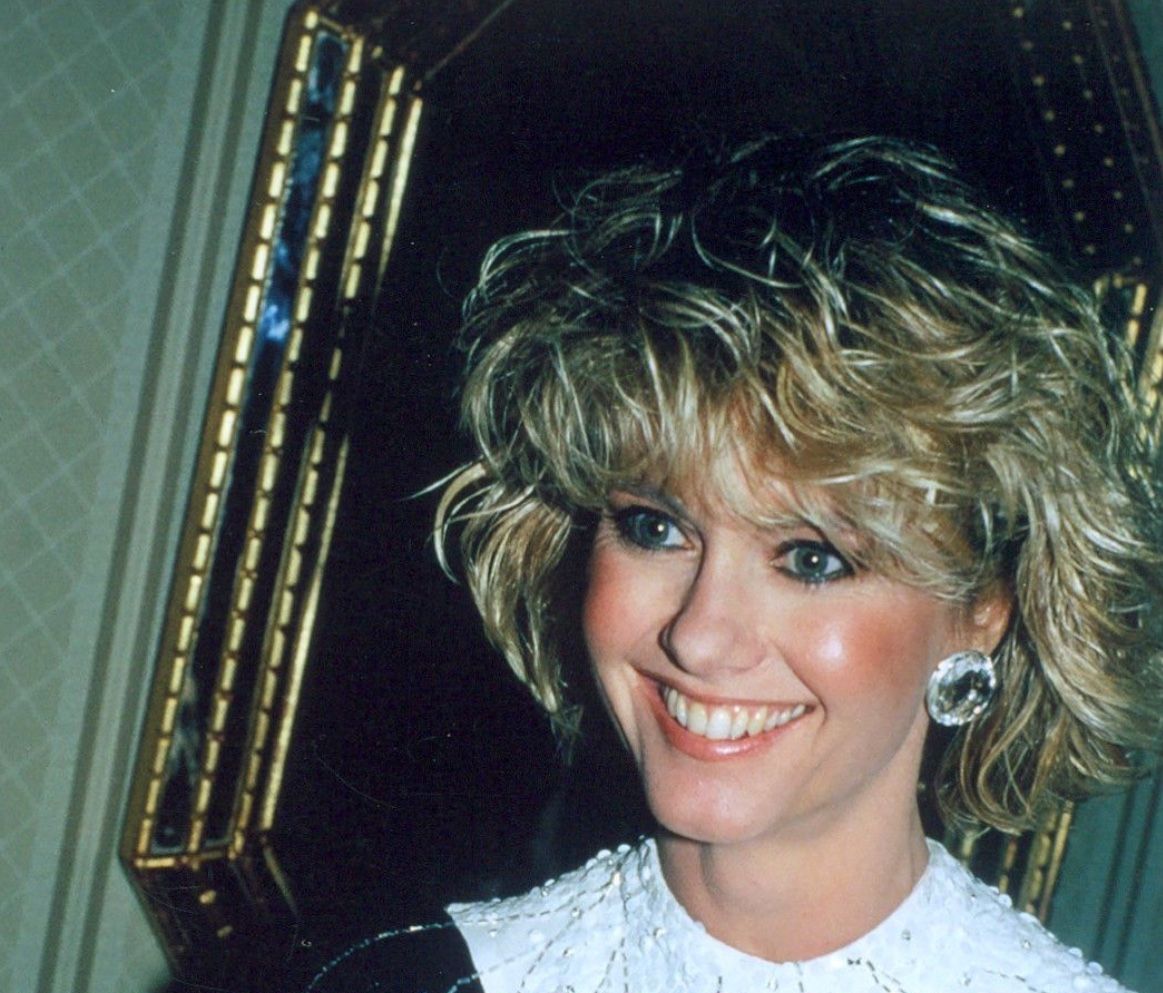 Olivia Newton-John Wallpapers