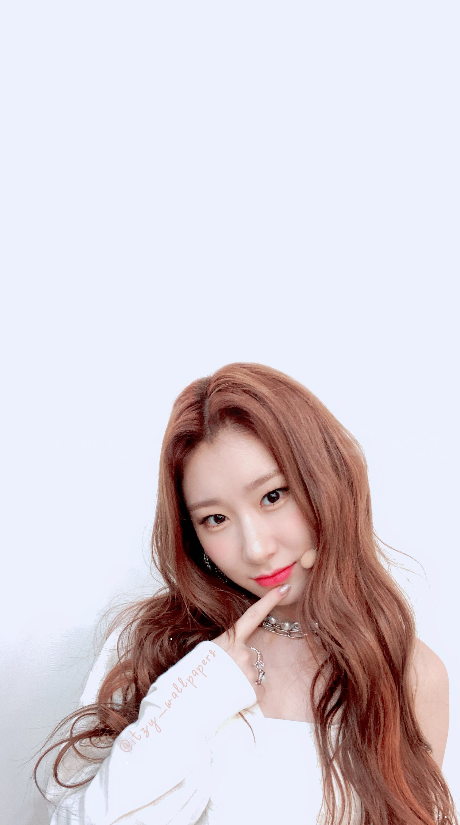 Itzy Chaeryeong Wallpapers