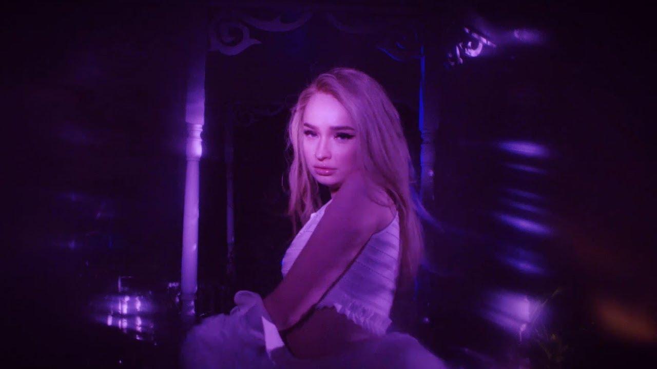 Kim Petras 2020 Wallpapers