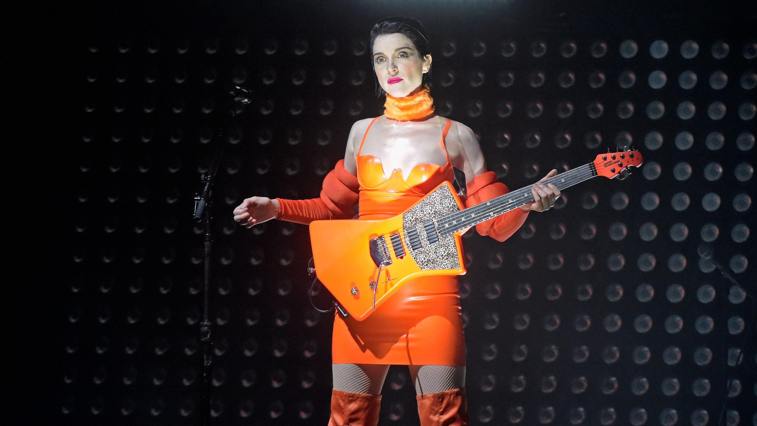 St. Vincent Aka Annie Clark Wallpapers