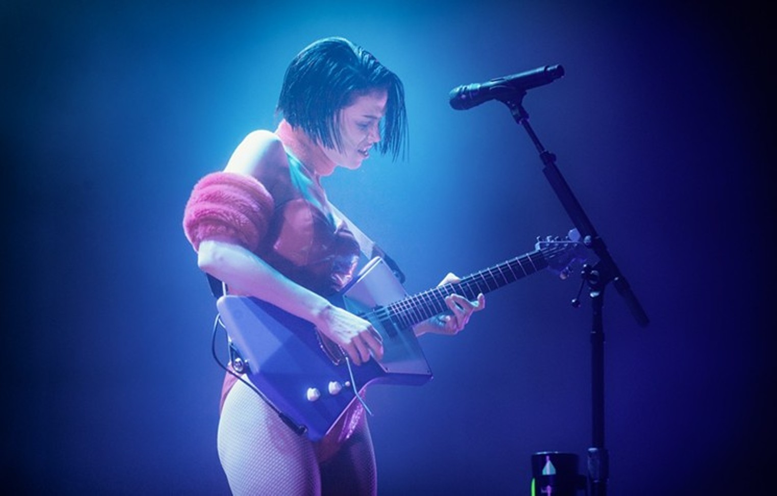 St. Vincent Aka Annie Clark Wallpapers