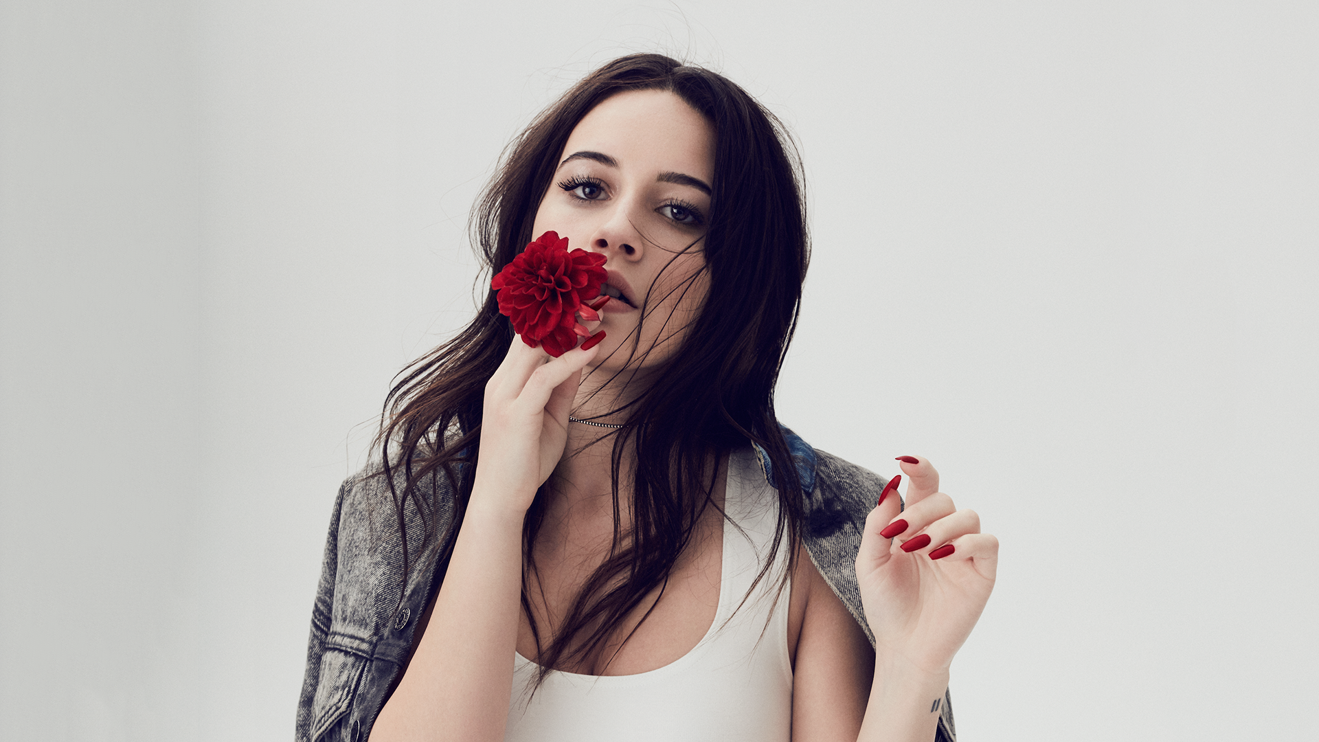 Bea Miller In Black Wallpapers