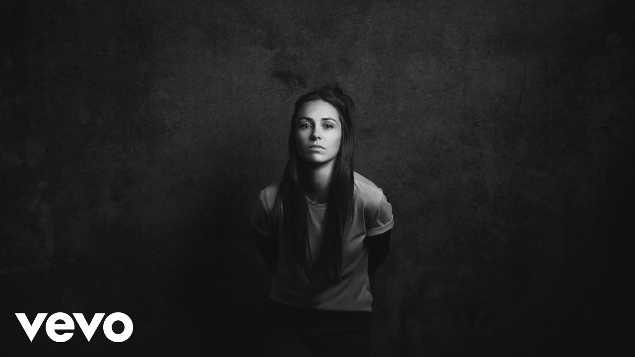 Amy Shark Wallpapers