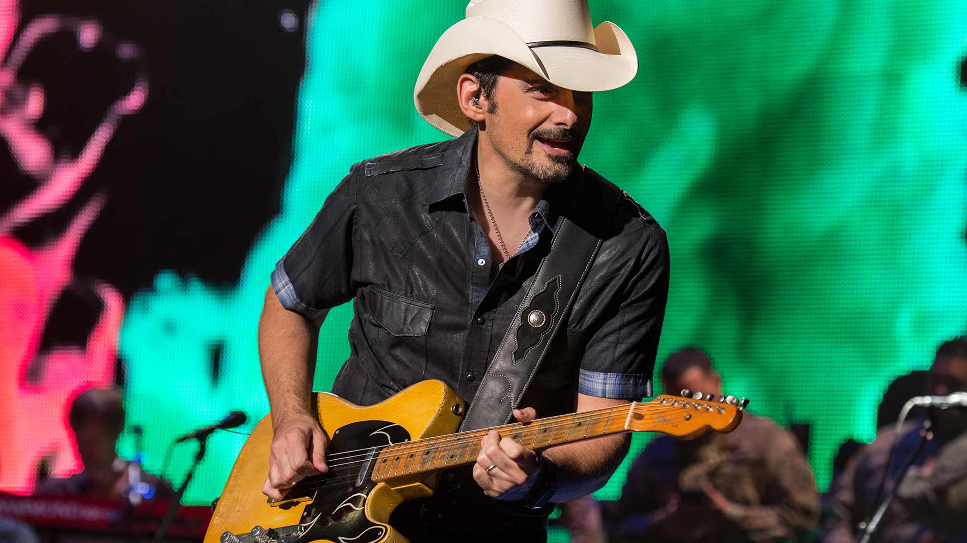 Brad Paisley Wallpapers