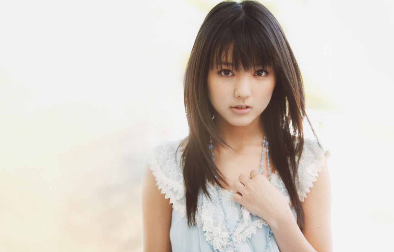 Erina Mano Wallpapers