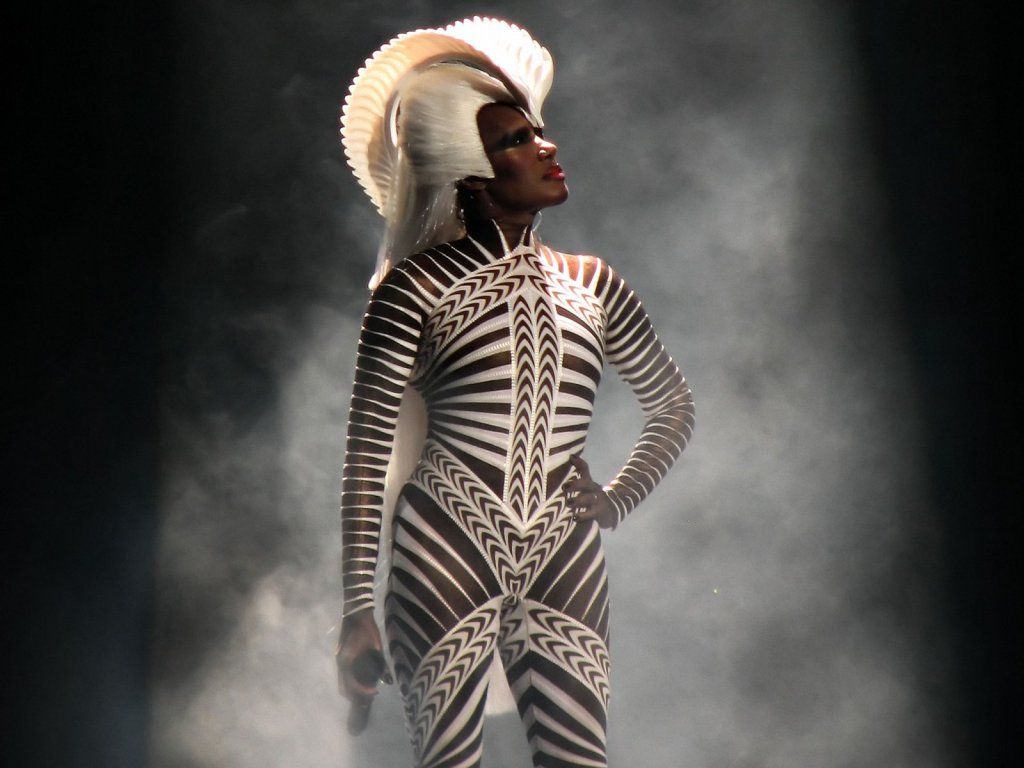 Grace Jones Wallpapers