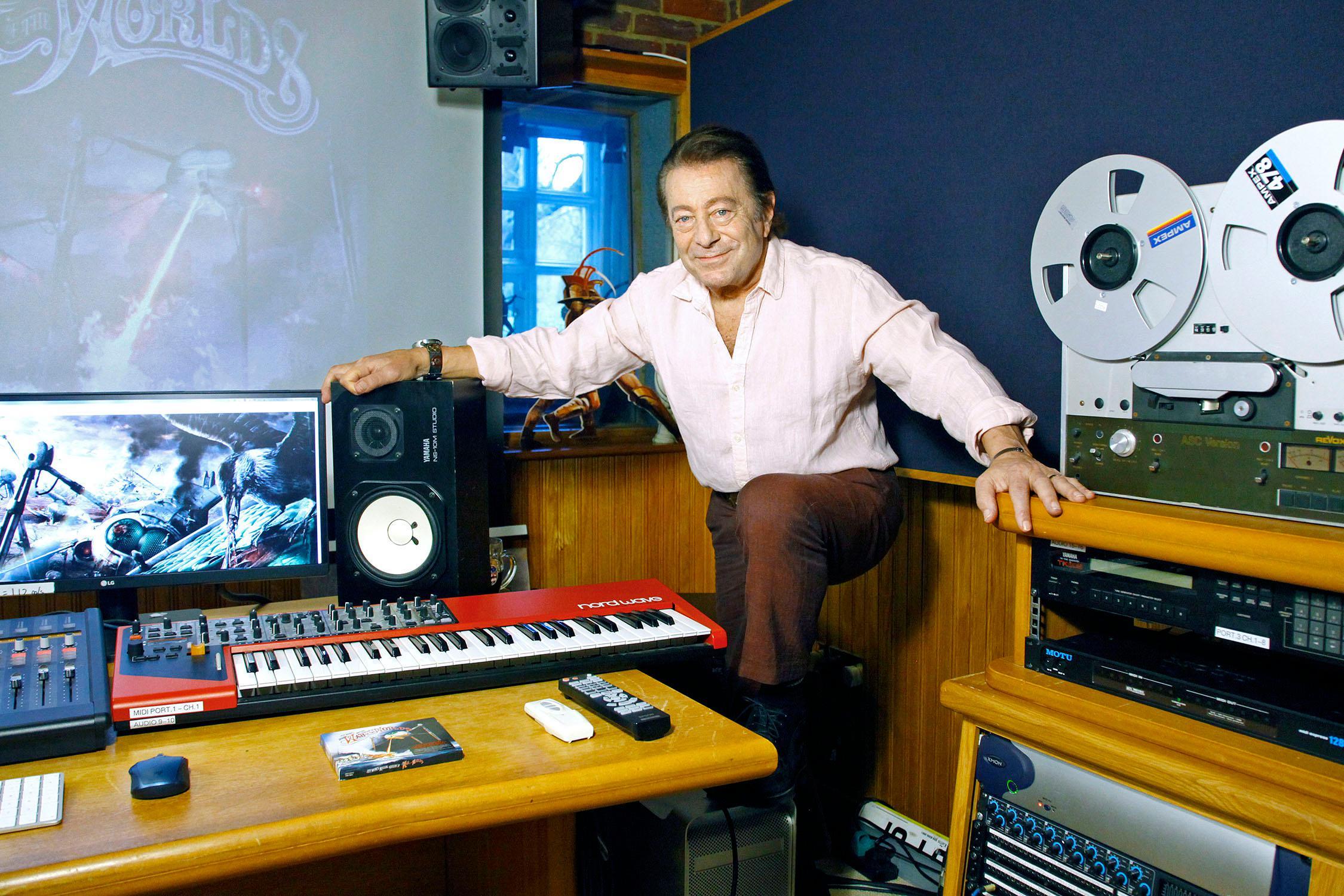 Jeff Wayne Wallpapers